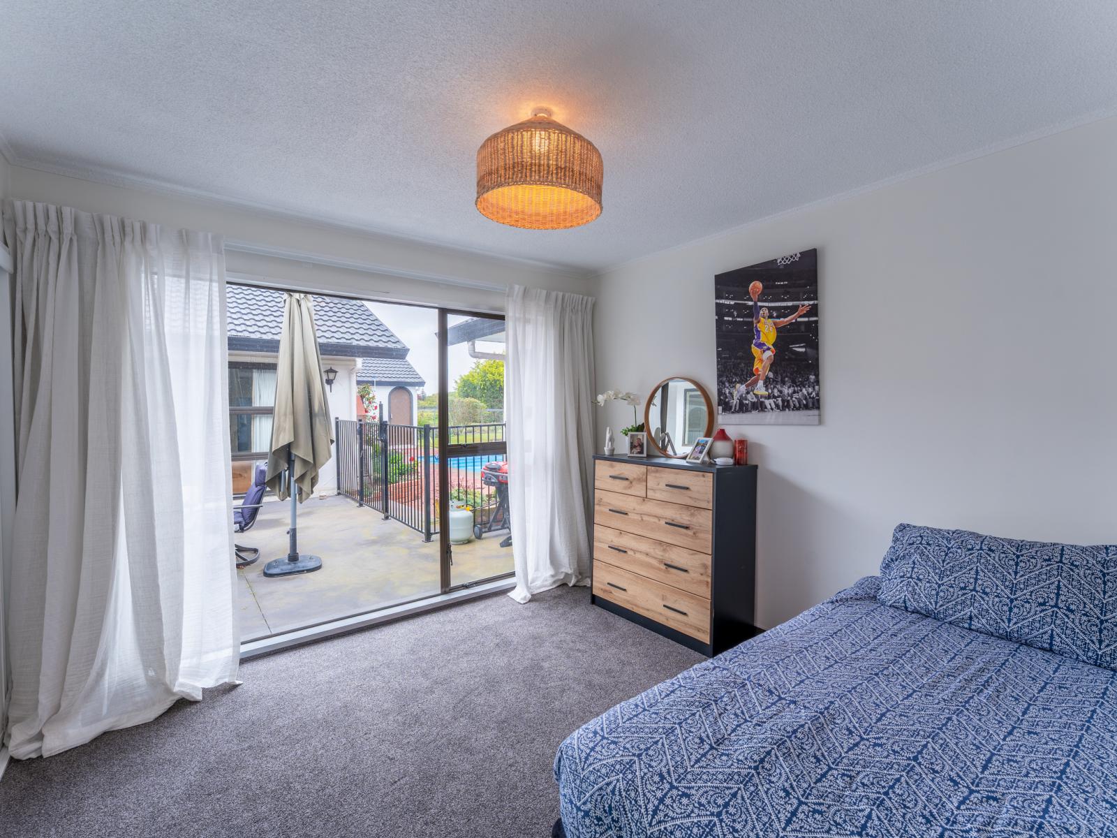 33 Lynch Road, Levels