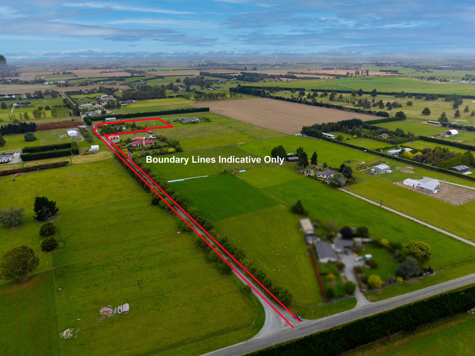 33 Lynch Road, Levels