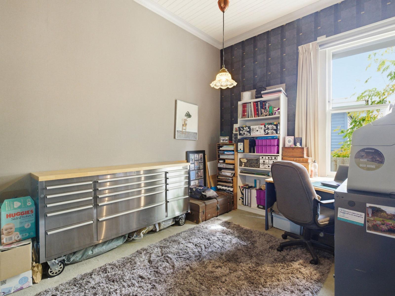 99 Smithfield Road, Tawhero