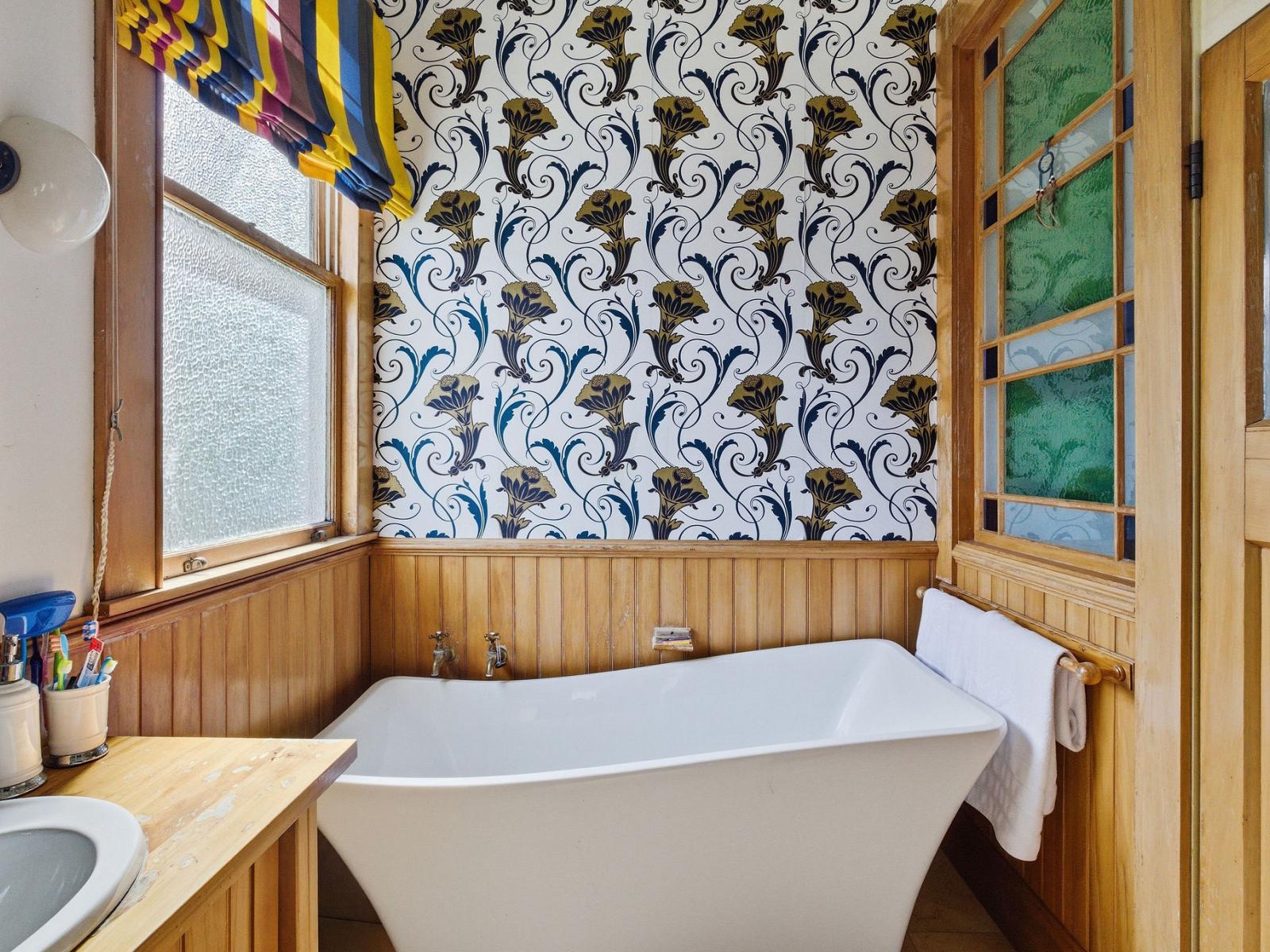 99 Smithfield Road, Tawhero