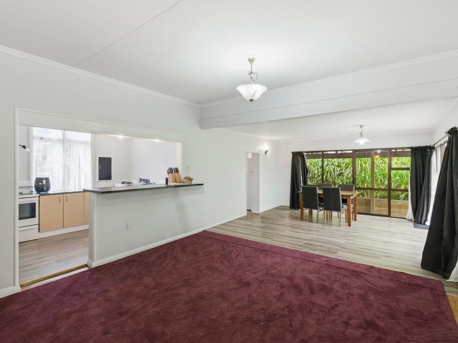 99 Smithfield Road, Tawhero