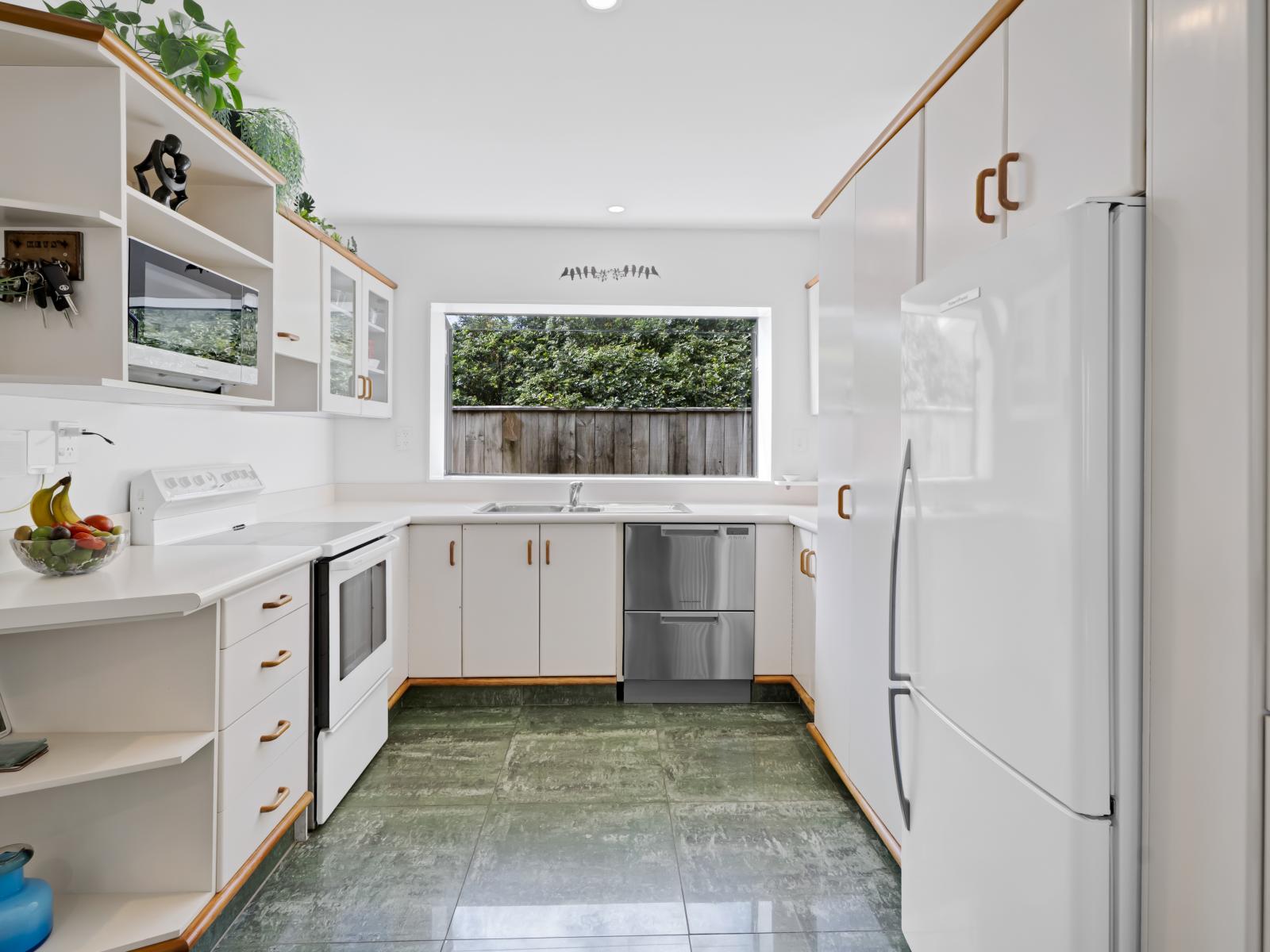 35a Tukapa Street, Westown