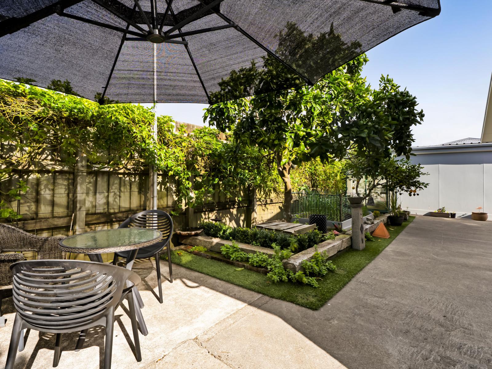 35a Tukapa Street, Westown