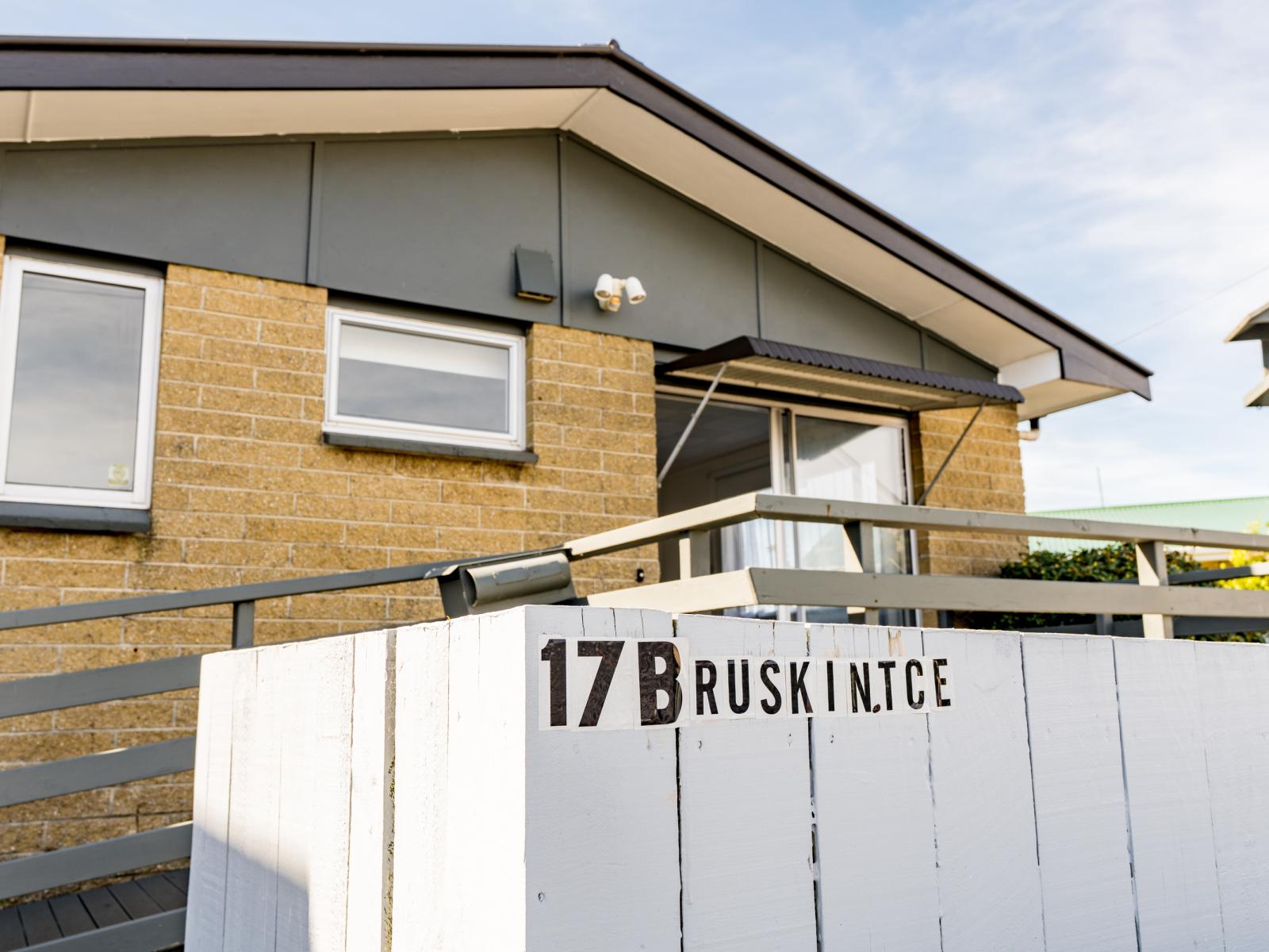 17B Ruskin Terrace, Caversham