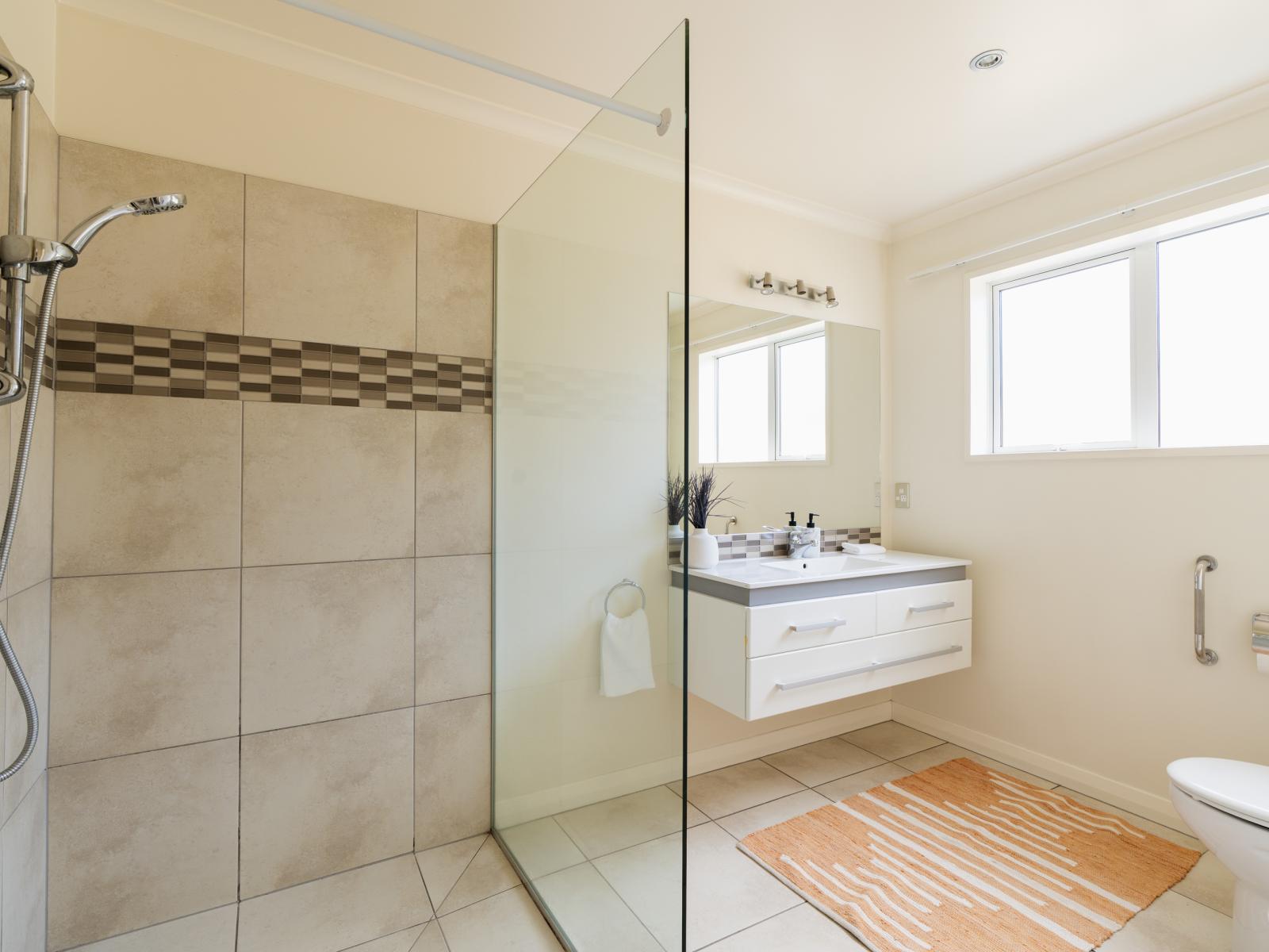 8B Reid Avenue, Mosgiel