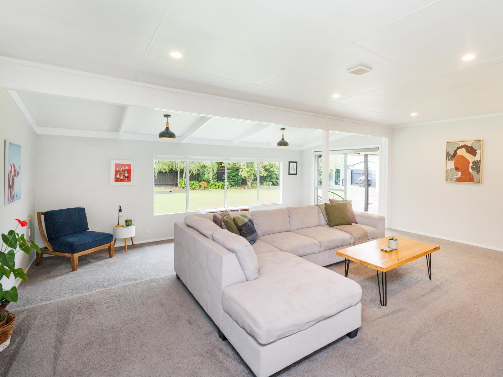 27 Ferndale Place, Feilding