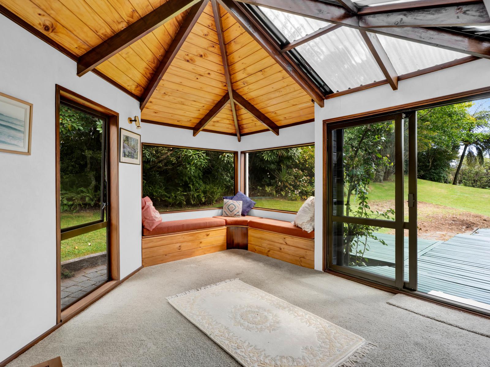 65 Veale Road, New Plymouth