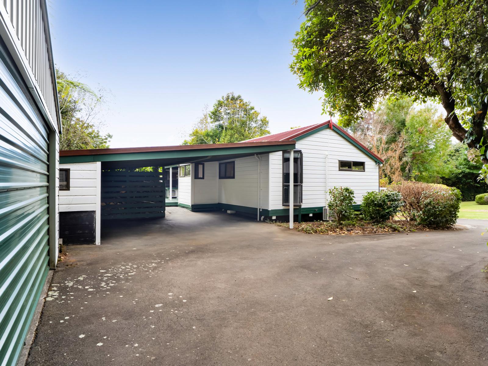 65 Veale Road, New Plymouth