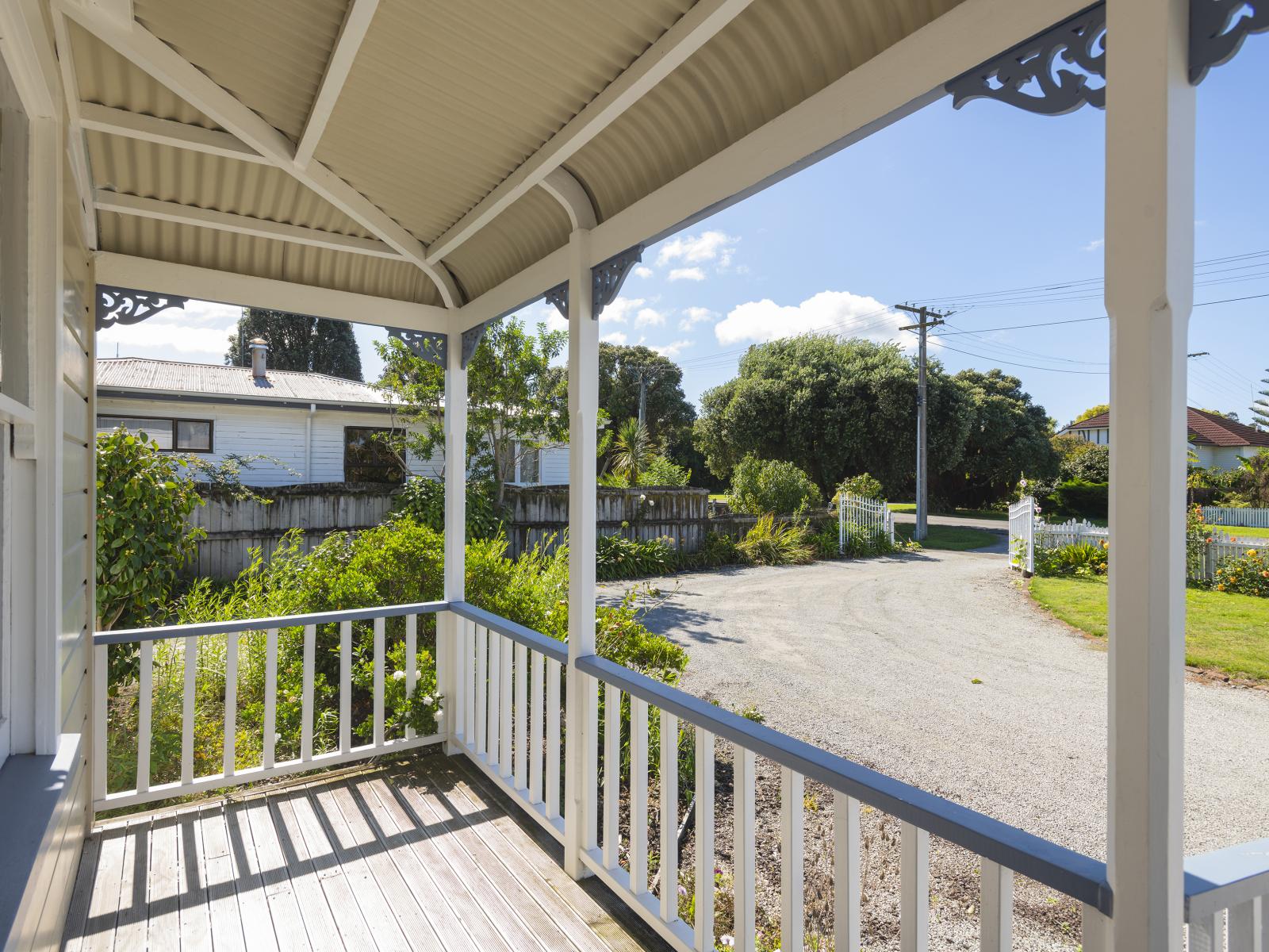 12 Pine Street, Mangapapa