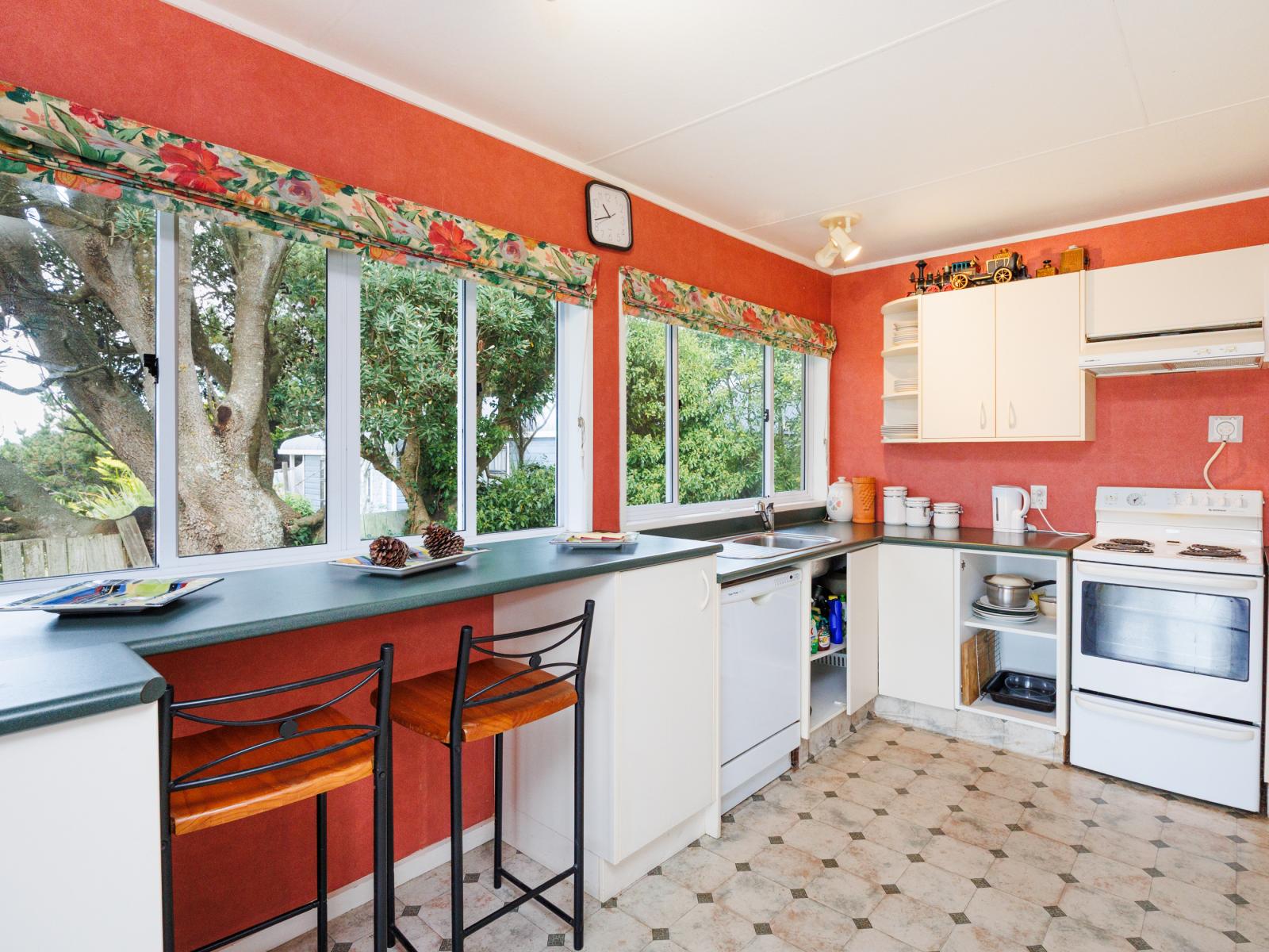 111 Koputara Road, Himatangi Beach