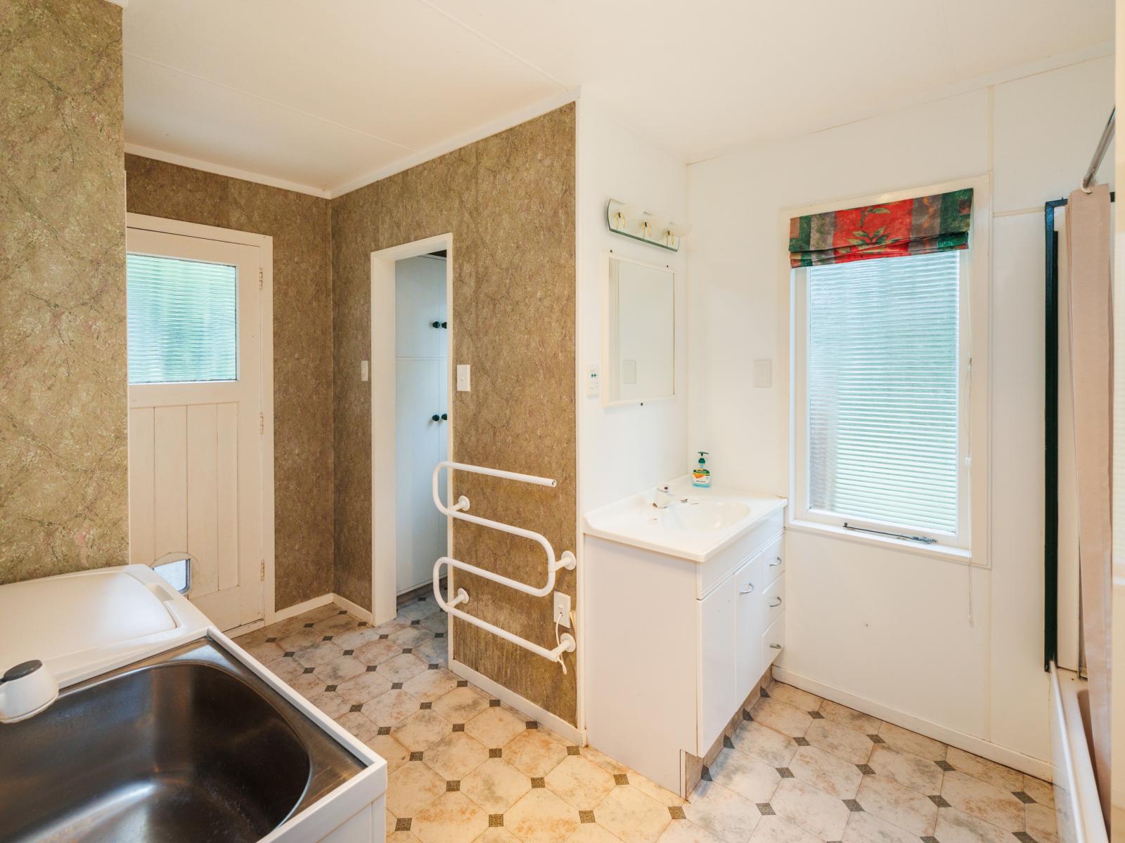 111 Koputara Road, Himatangi Beach