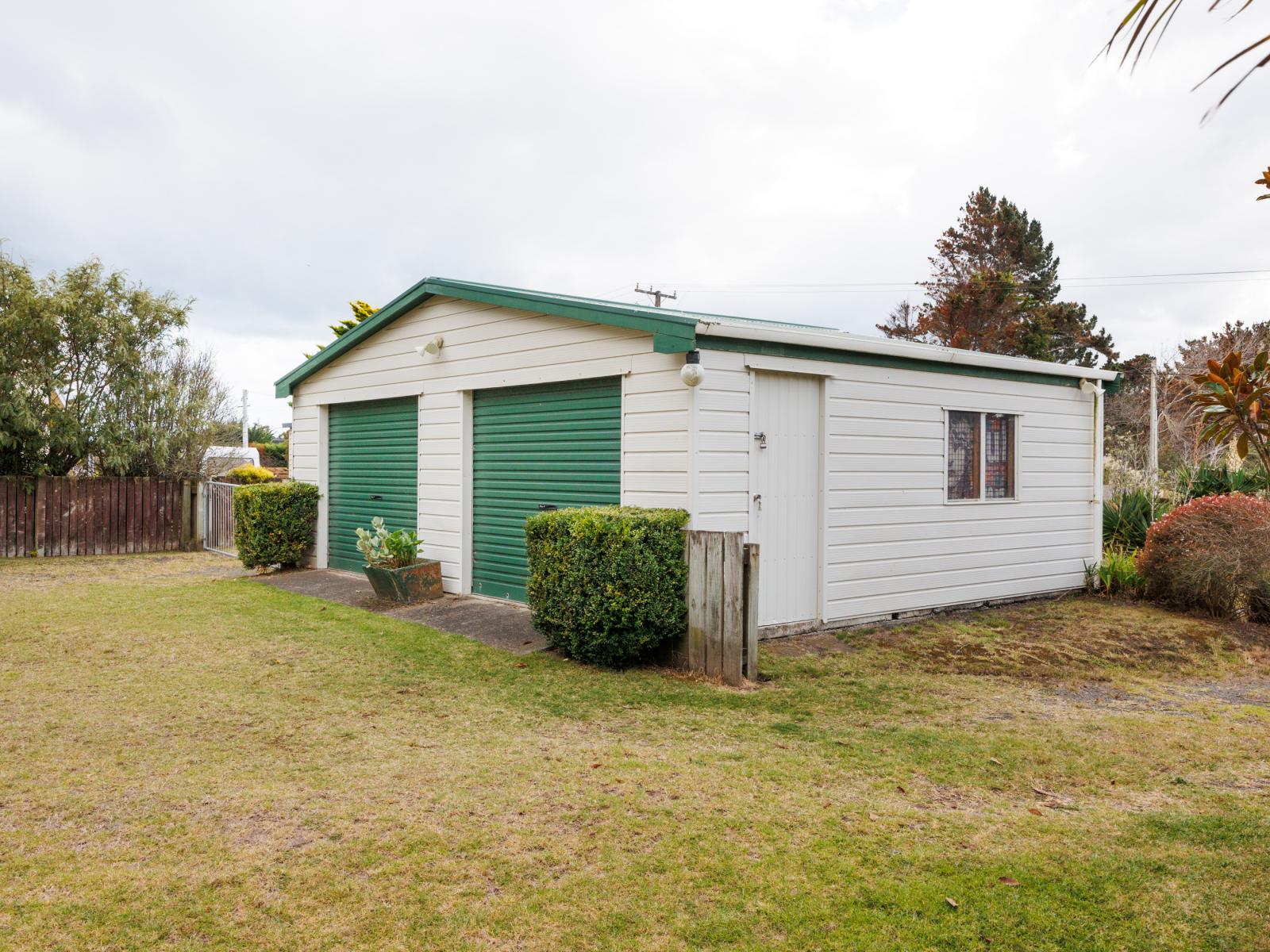 111 Koputara Road, Himatangi Beach