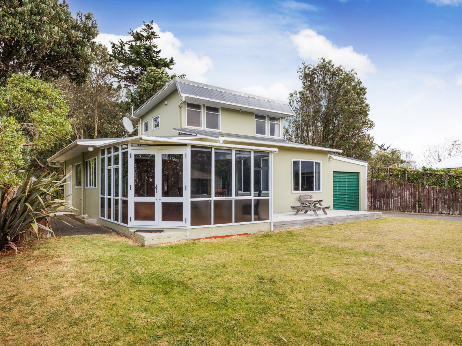 111 Koputara Road, Himatangi Beach