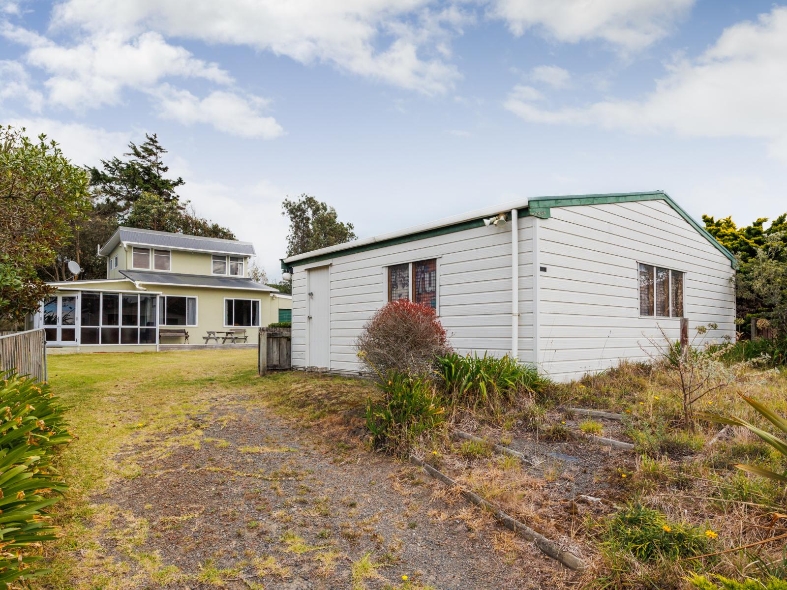 111 Koputara Road, Himatangi Beach