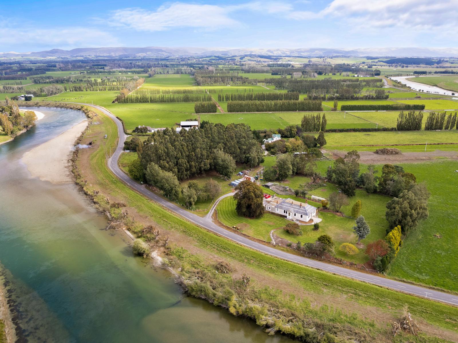 66 Riverbank Road, Inch Clutha