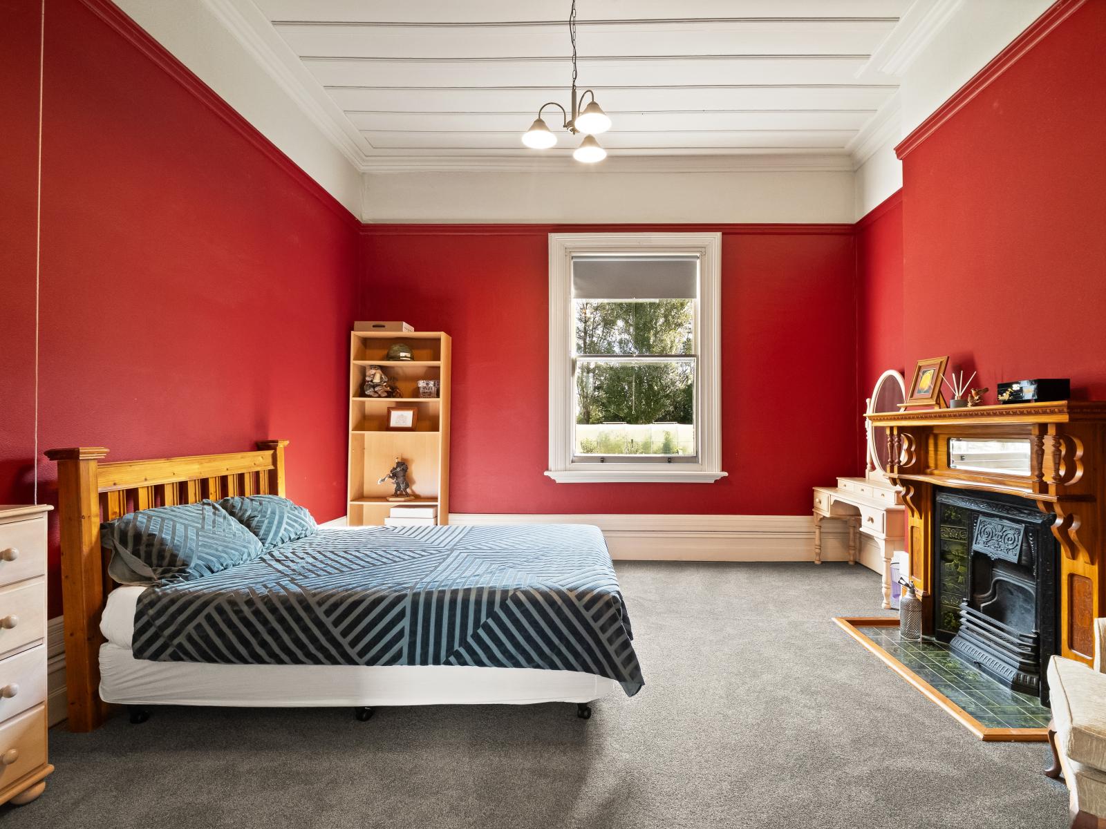 66 Riverbank Road, Inch Clutha