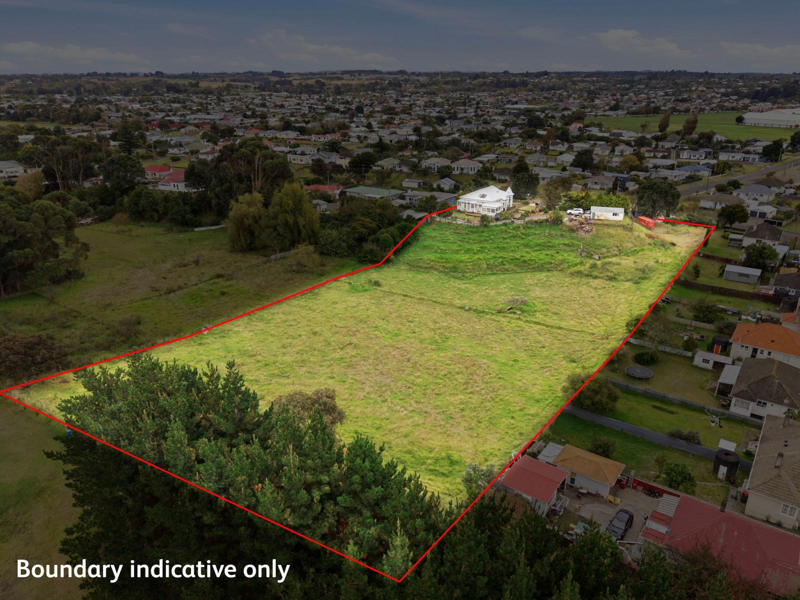 99 Smithfield Road, Tawhero