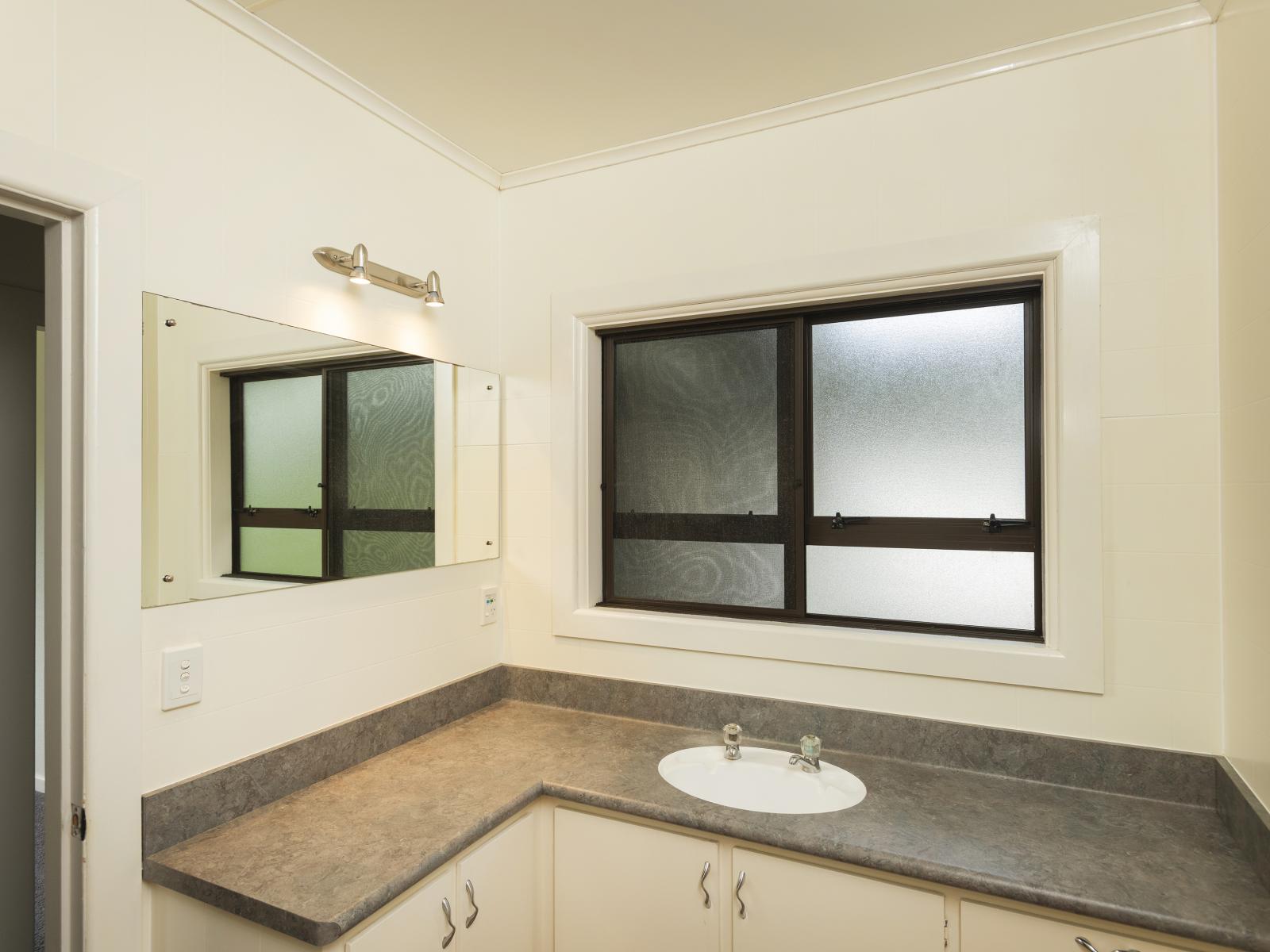 121 Bell Road, Matawhero