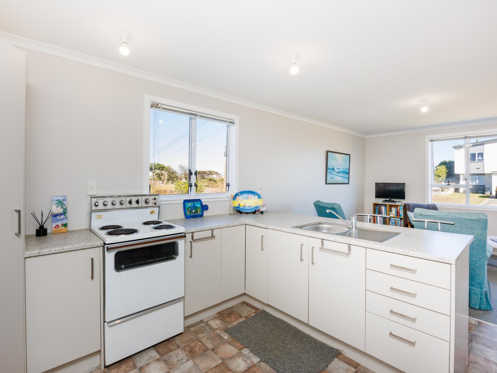 13 Nelson Street, Foxton Beach