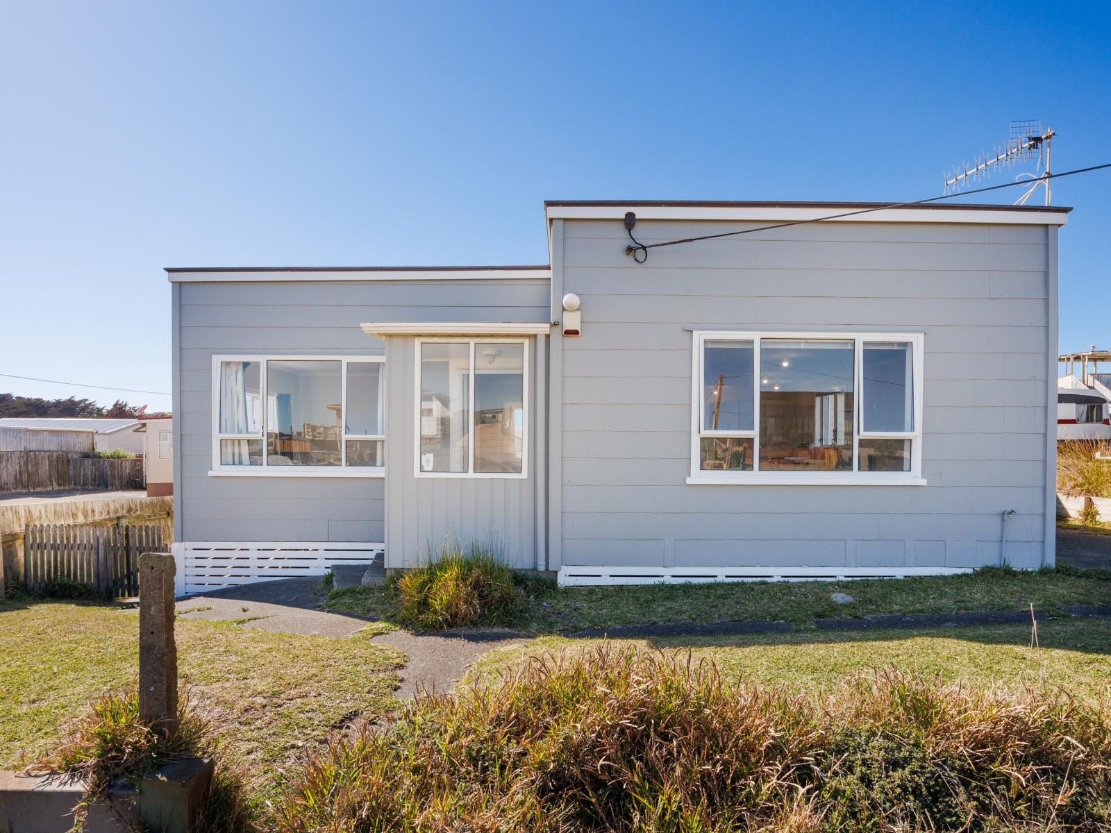 13 Nelson Street, Foxton Beach