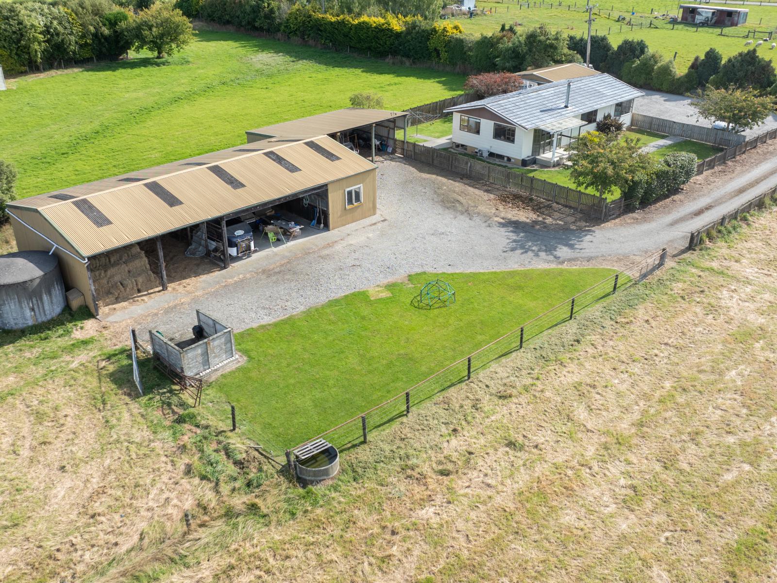 40A Racecourse Road, Charlton