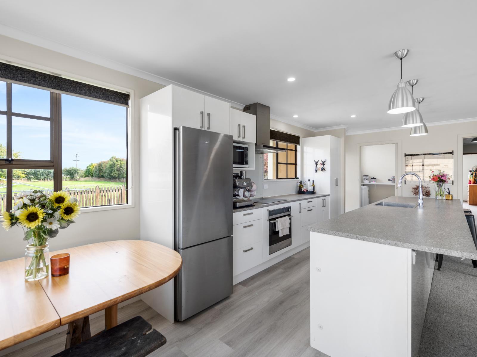 40A Racecourse Road, Charlton