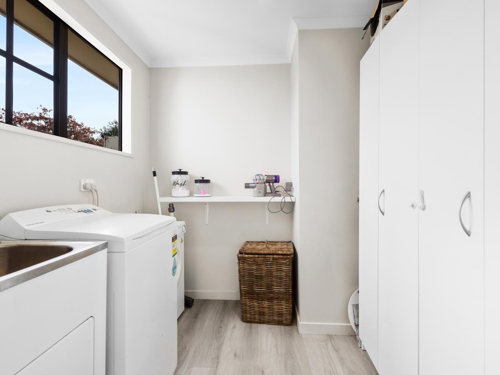 40A Racecourse Road, Charlton