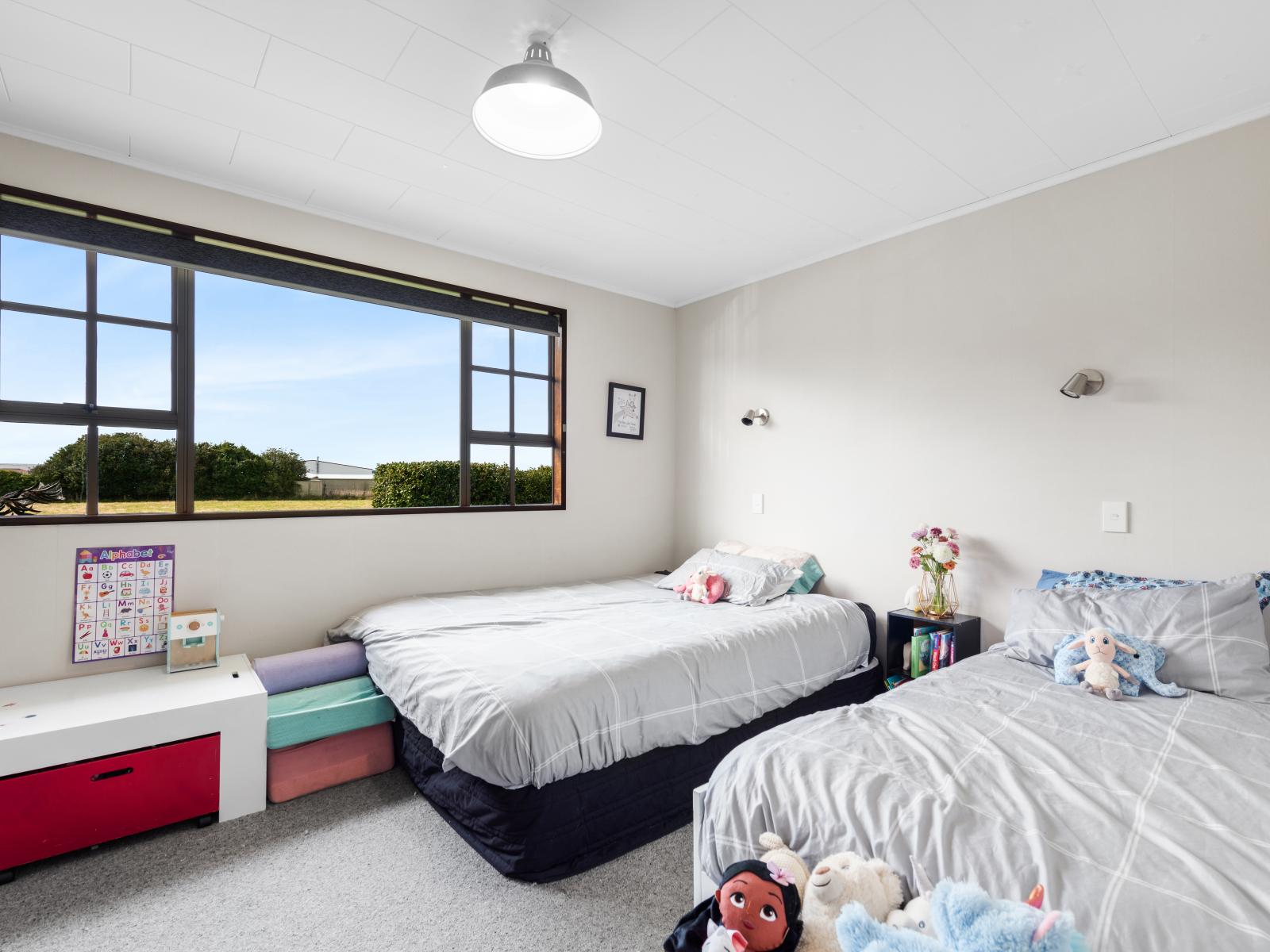 40A Racecourse Road, Charlton