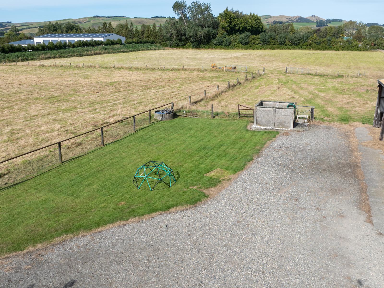 40A Racecourse Road, Charlton