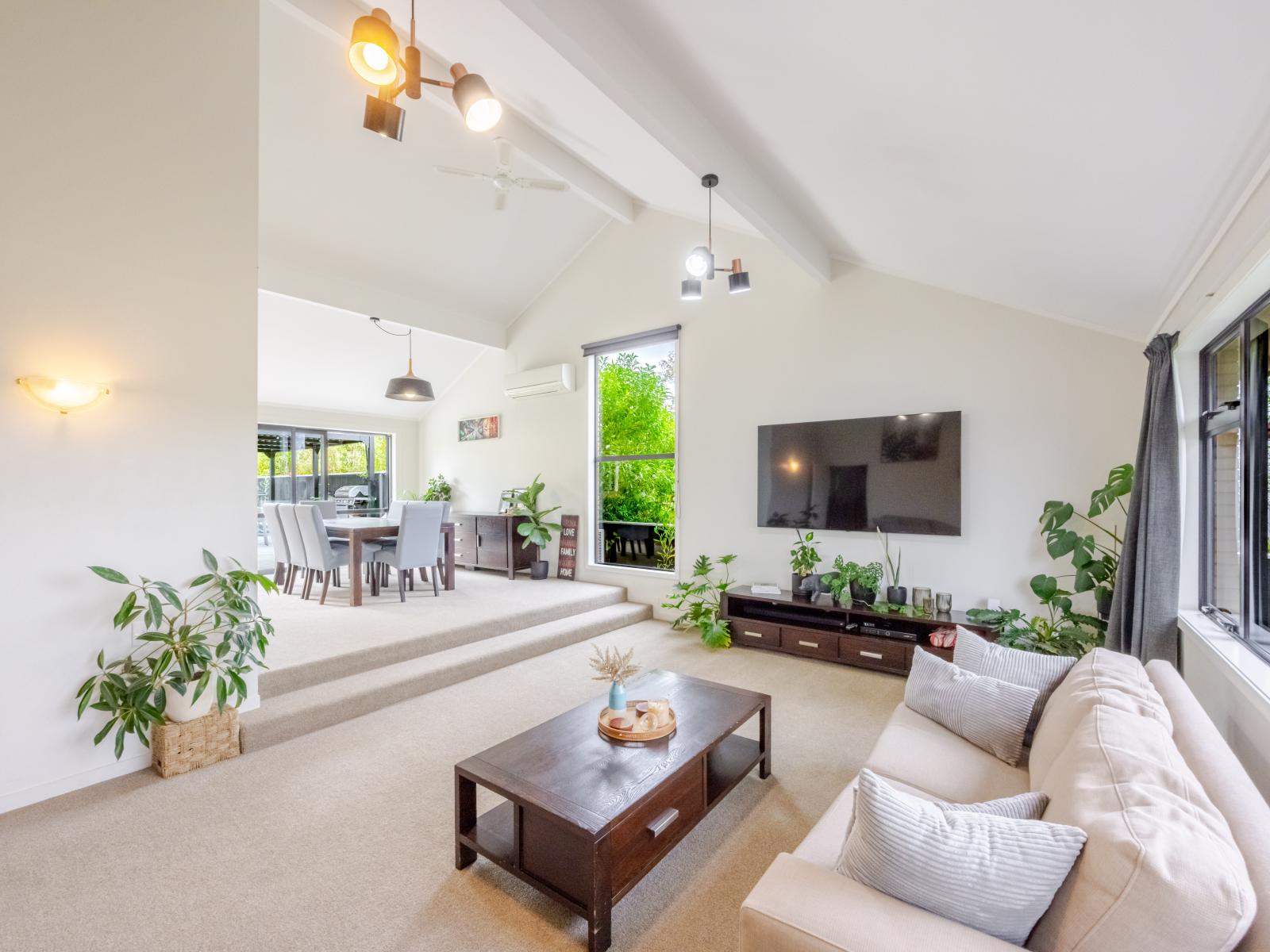 19 Francis Drake Street, Waipukurau