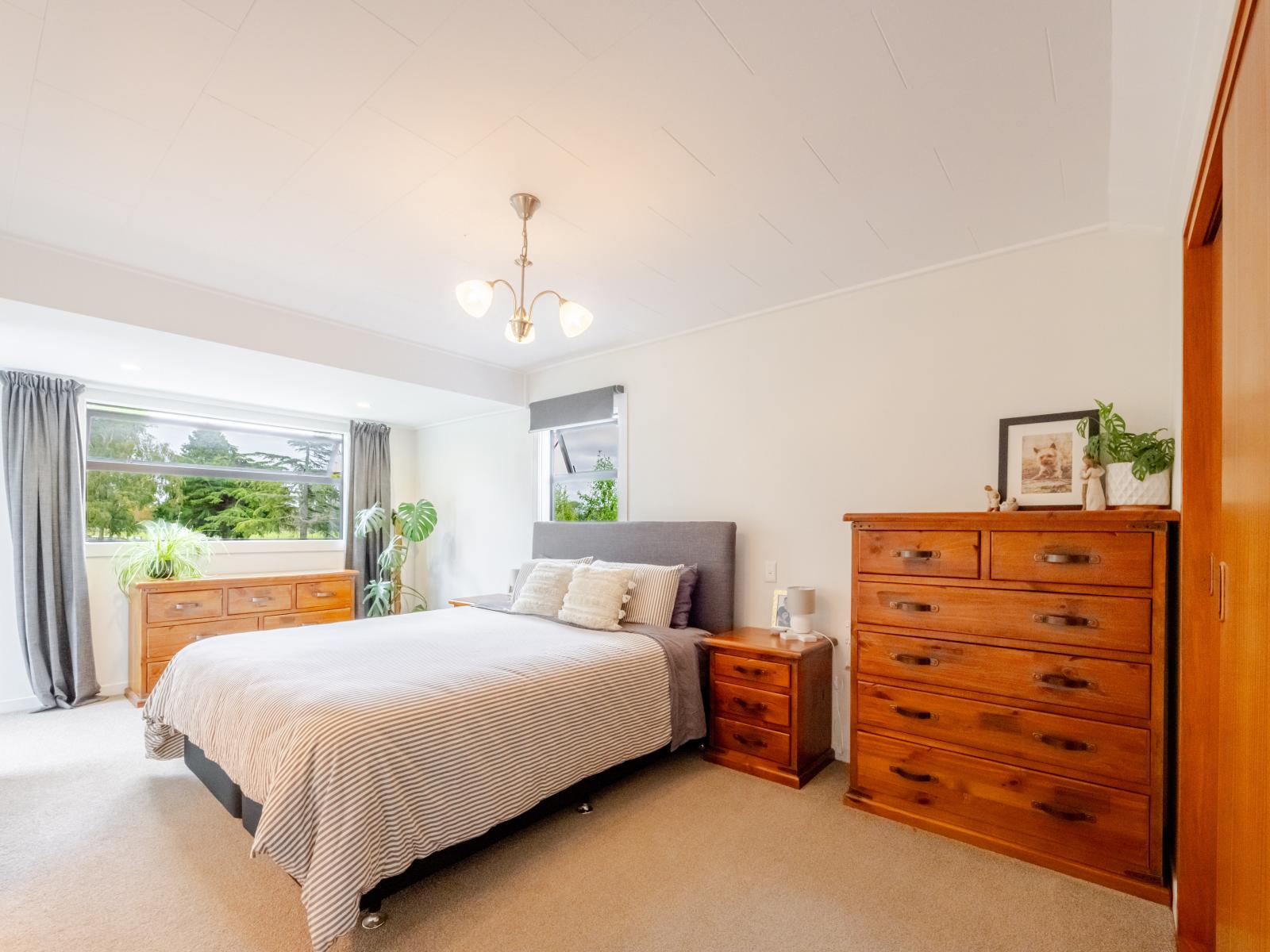 19 Francis Drake Street, Waipukurau