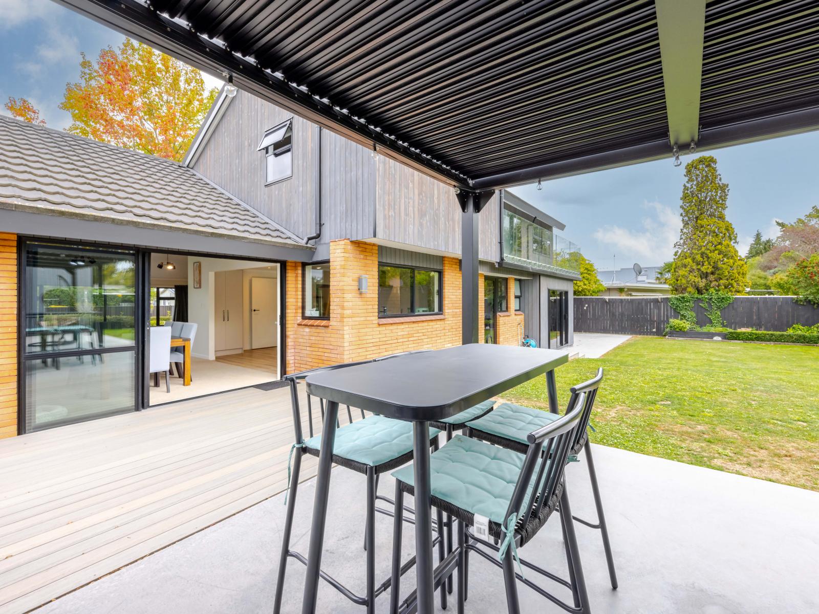 19 Francis Drake Street, Waipukurau