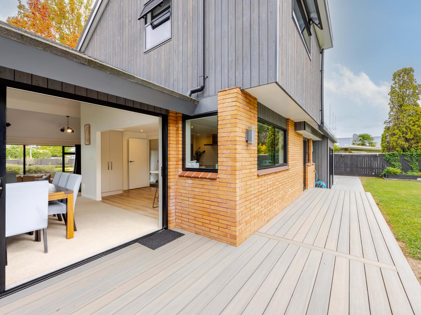 19 Francis Drake Street, Waipukurau