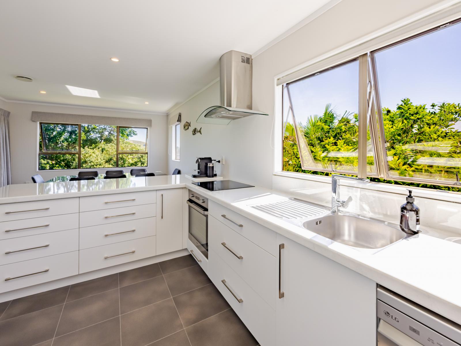 16B Reservoir Road, Waipukurau