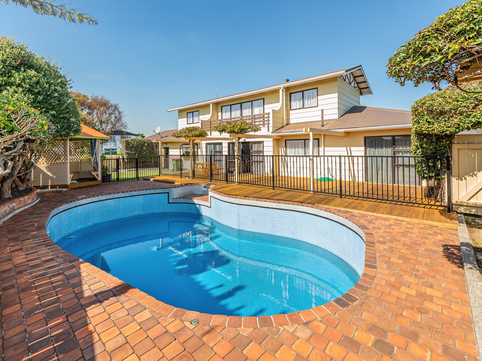 12 Akepiro Place, Tawhero