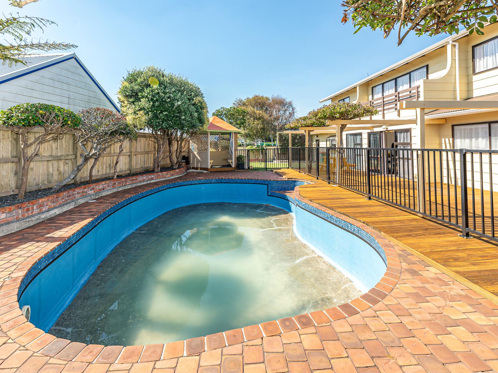 12 Akepiro Place, Tawhero