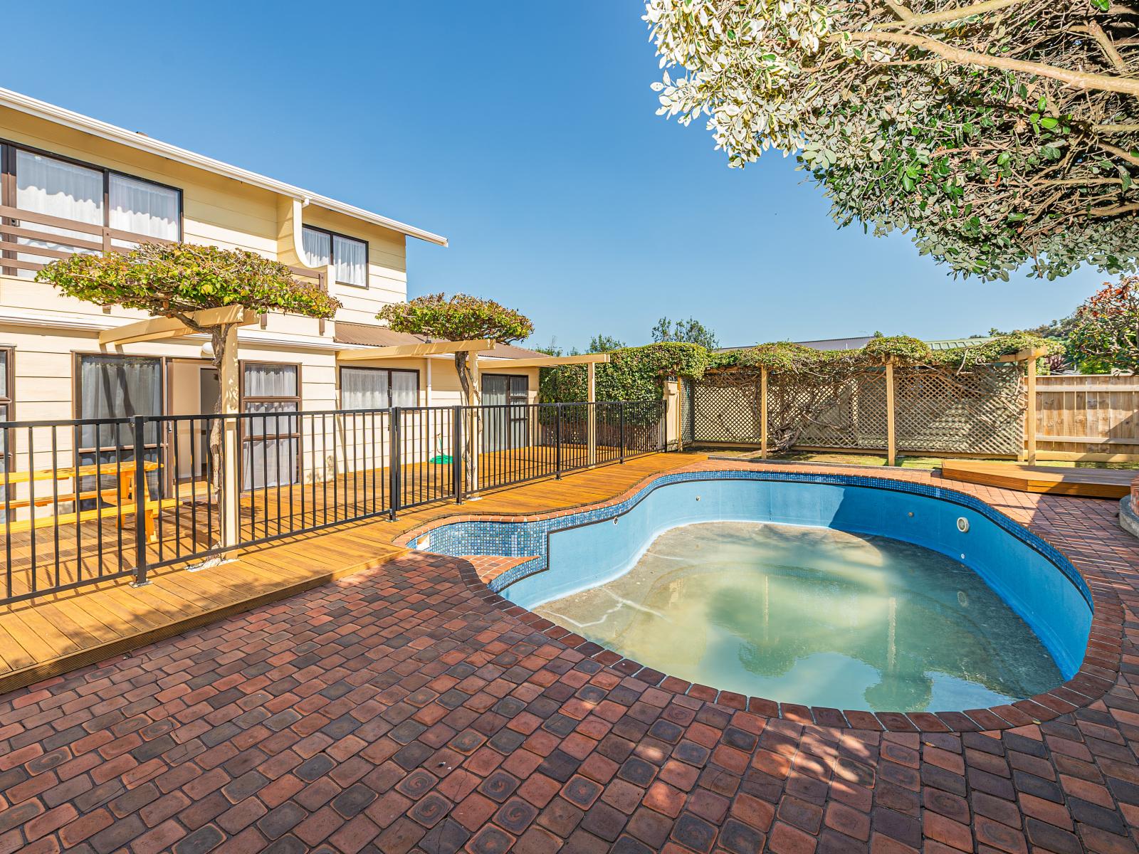 12 Akepiro Place, Tawhero