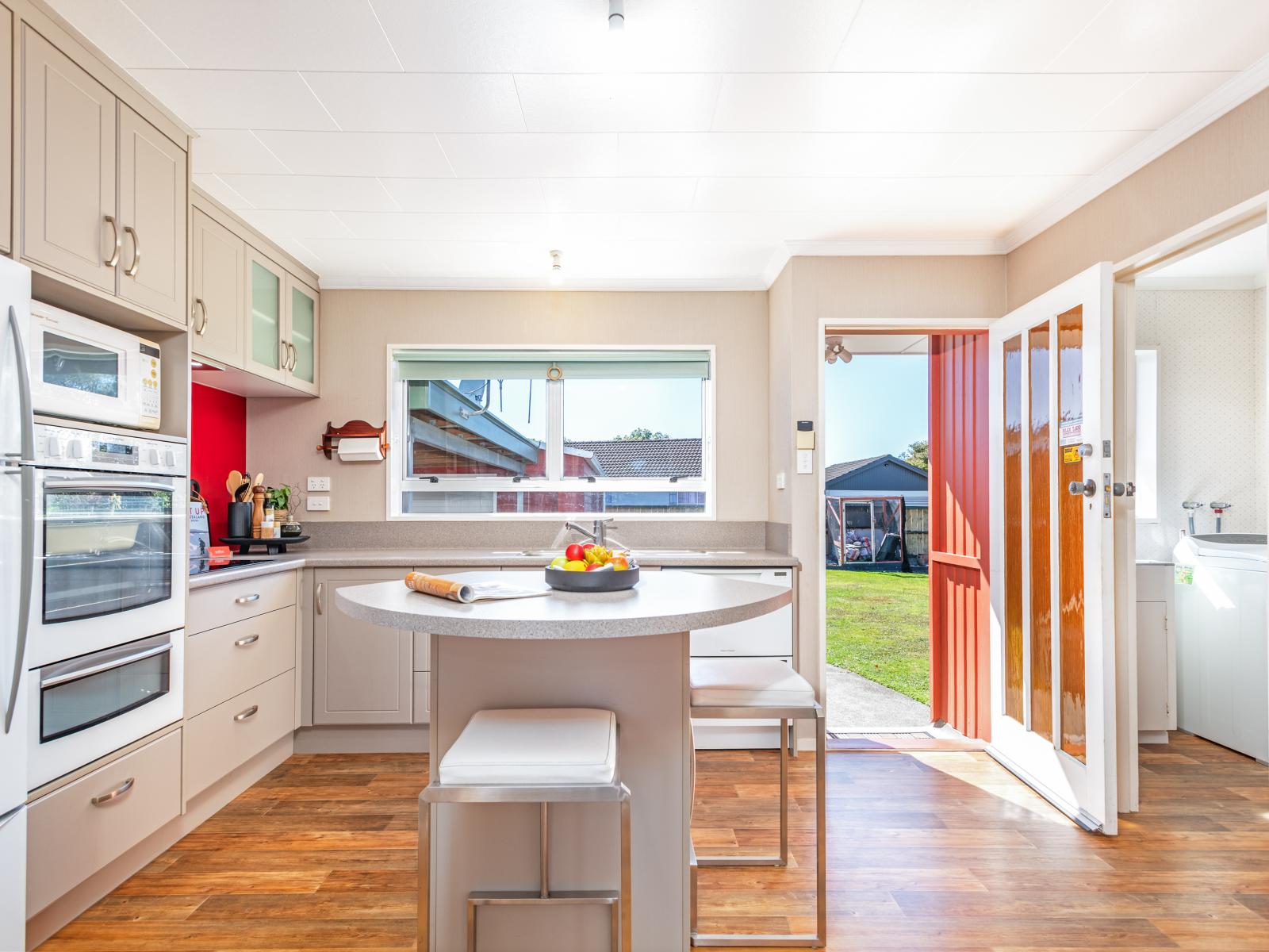 61 Terry Crescent, Milson