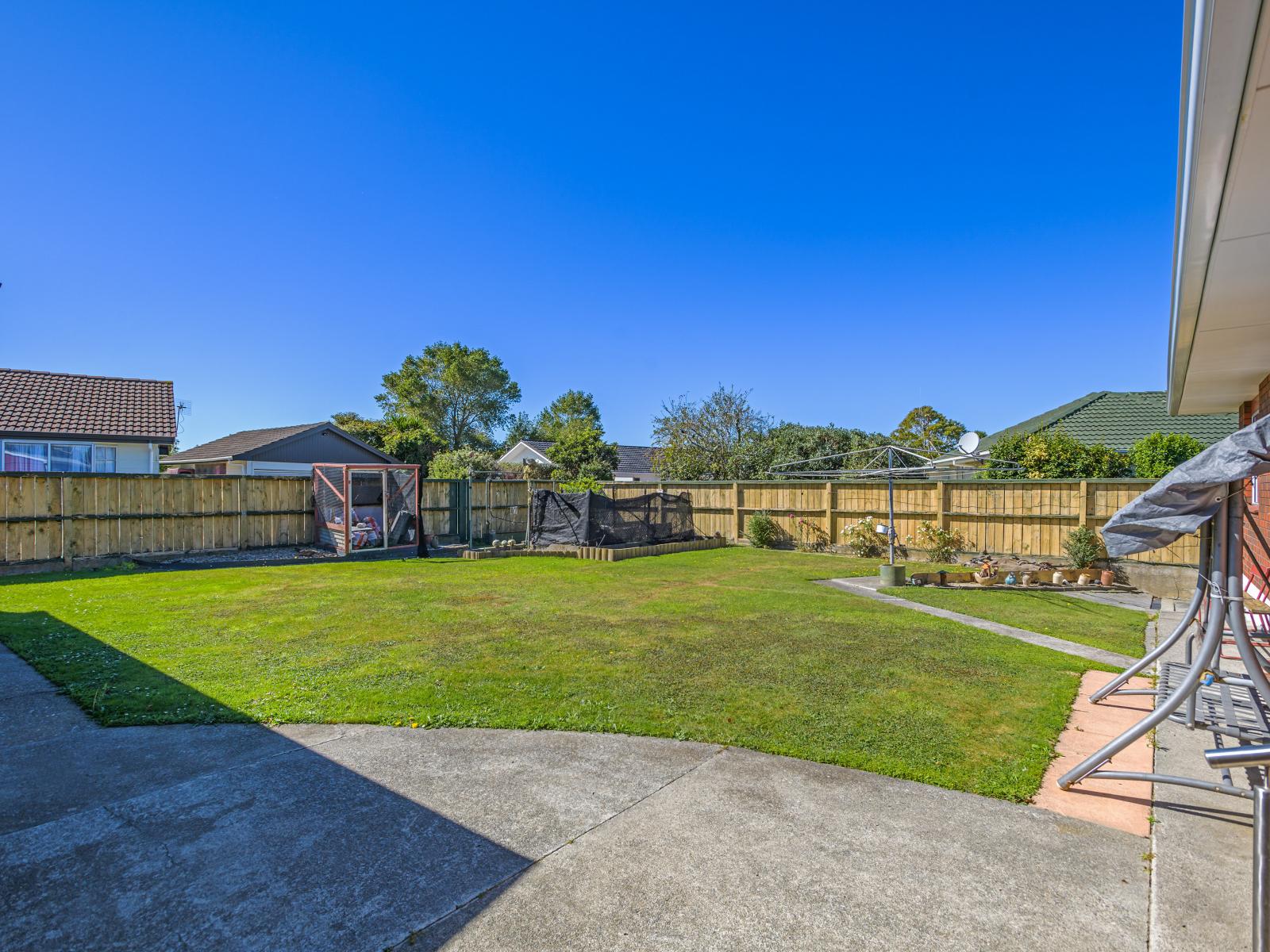 61 Terry Crescent, Milson