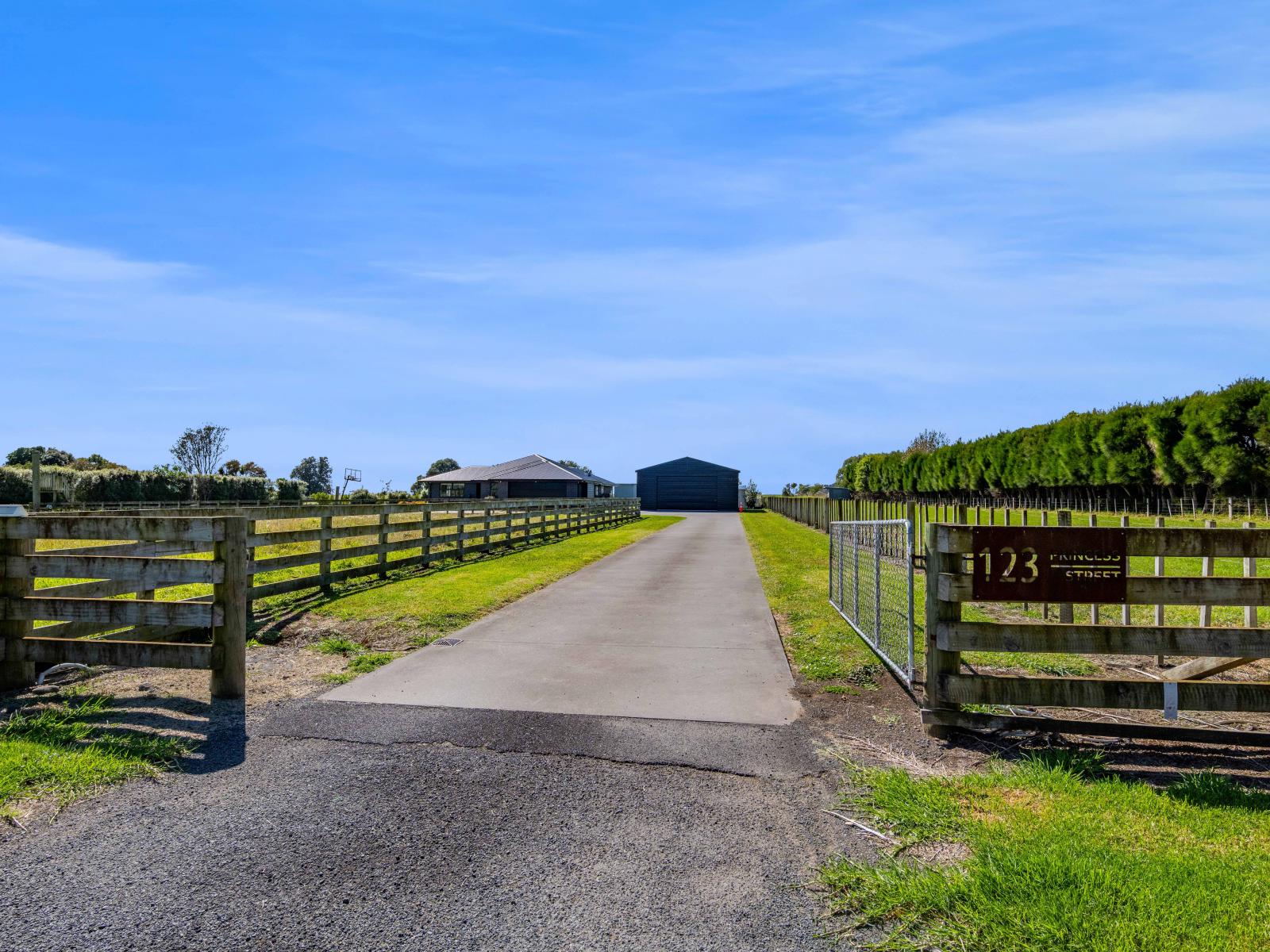 123 Princess Street, Waitara