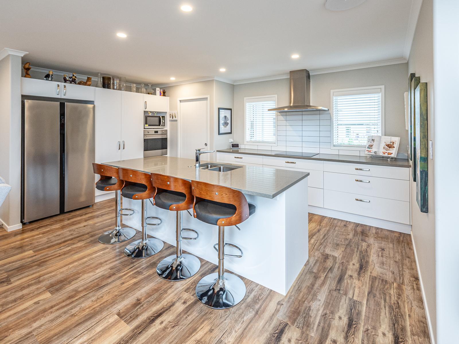 34 Tirimoana Place, Otamatea