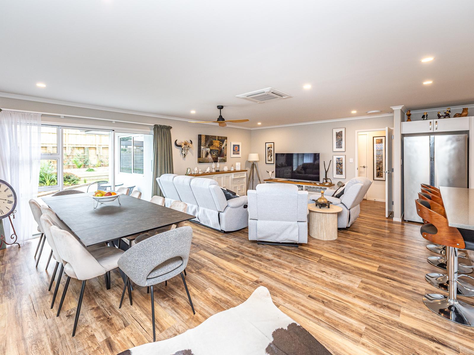 34 Tirimoana Place, Otamatea