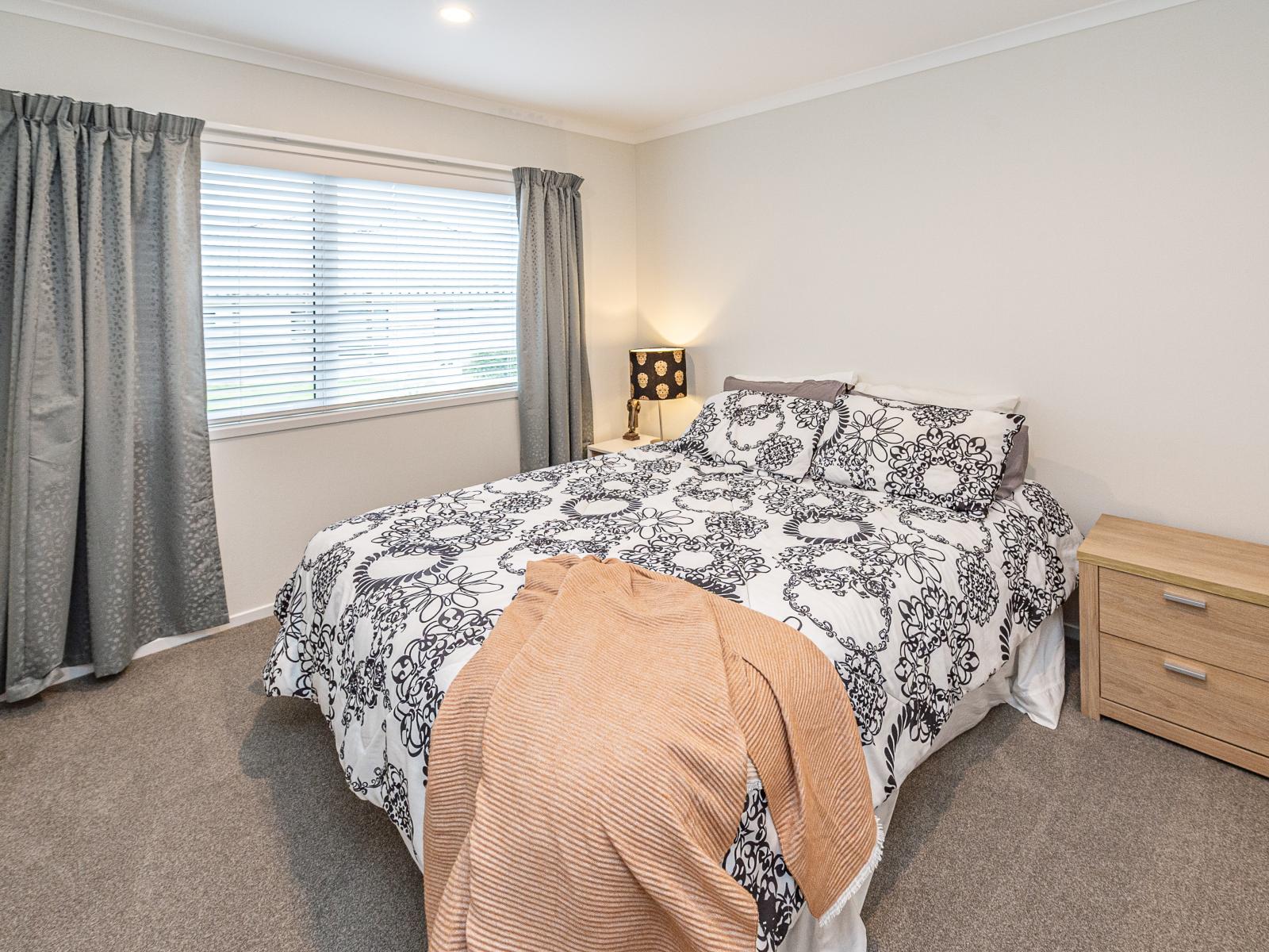 34 Tirimoana Place, Otamatea