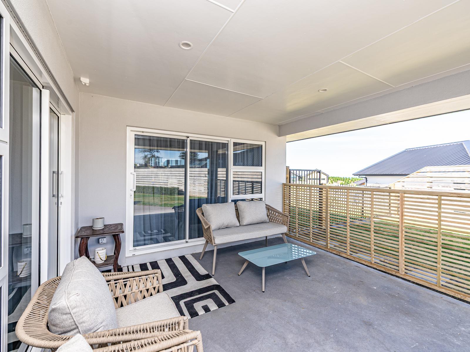 34 Tirimoana Place, Otamatea