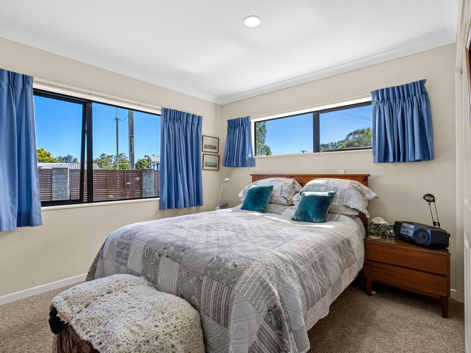 24 Ian Peter Way, Otaki