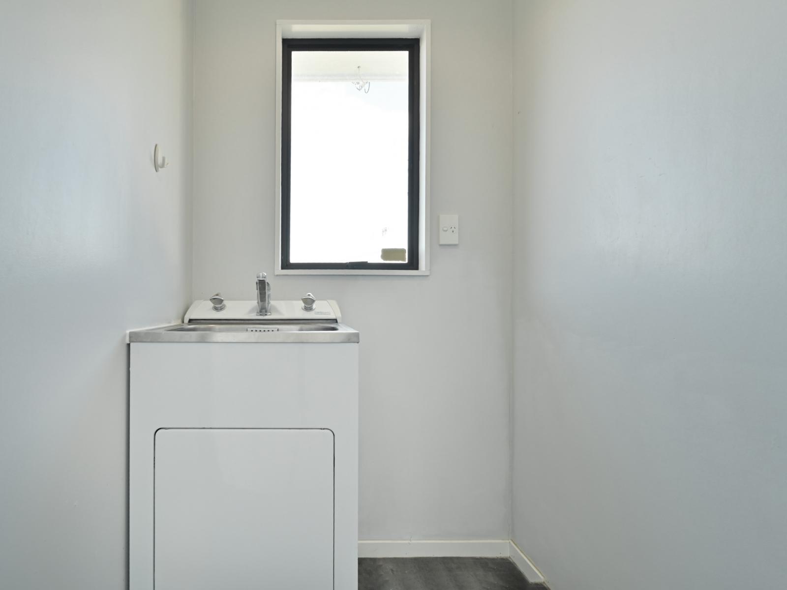 3/800 Lane Street, Mahora