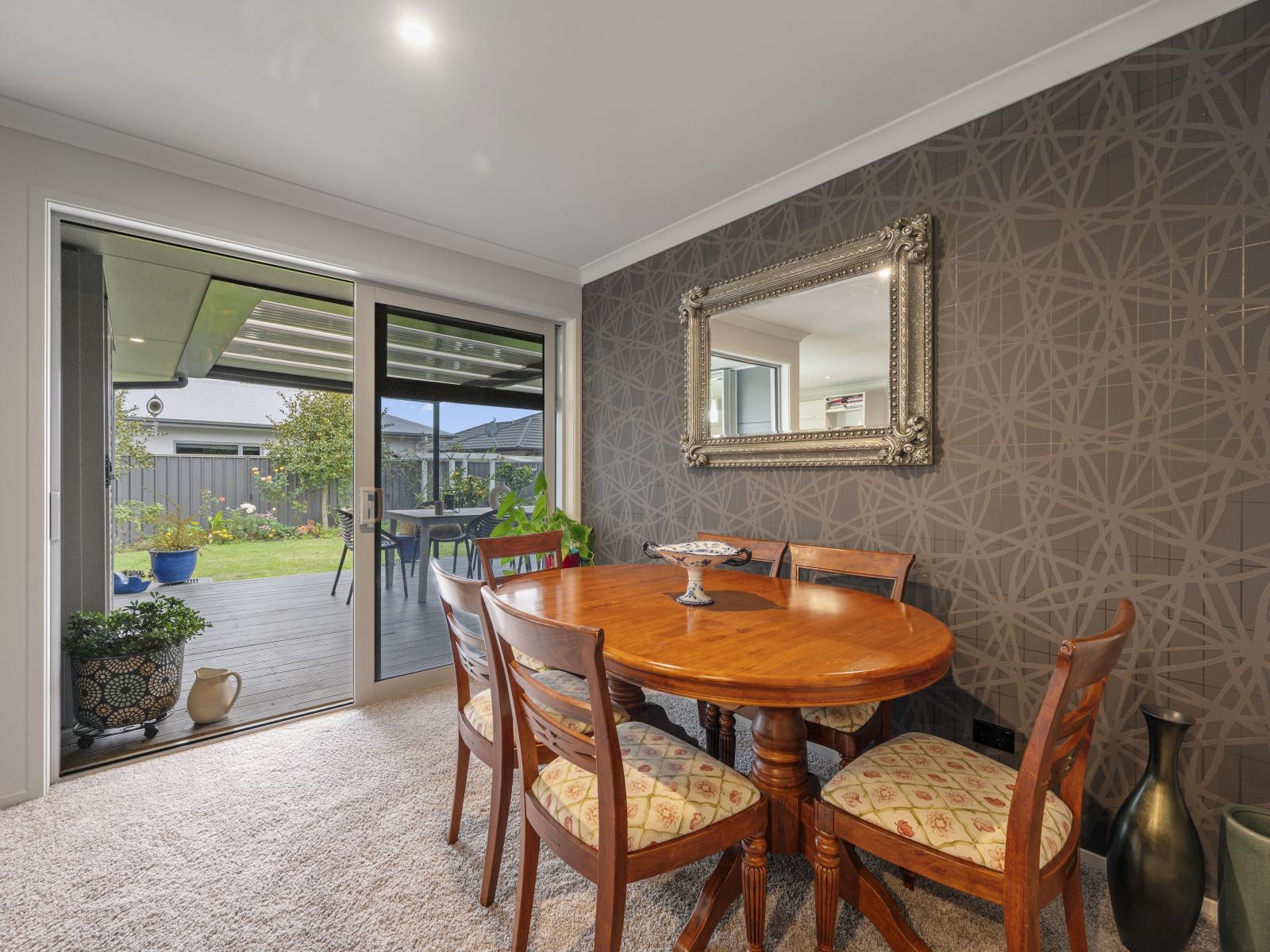 5 Begley Place, Frimley