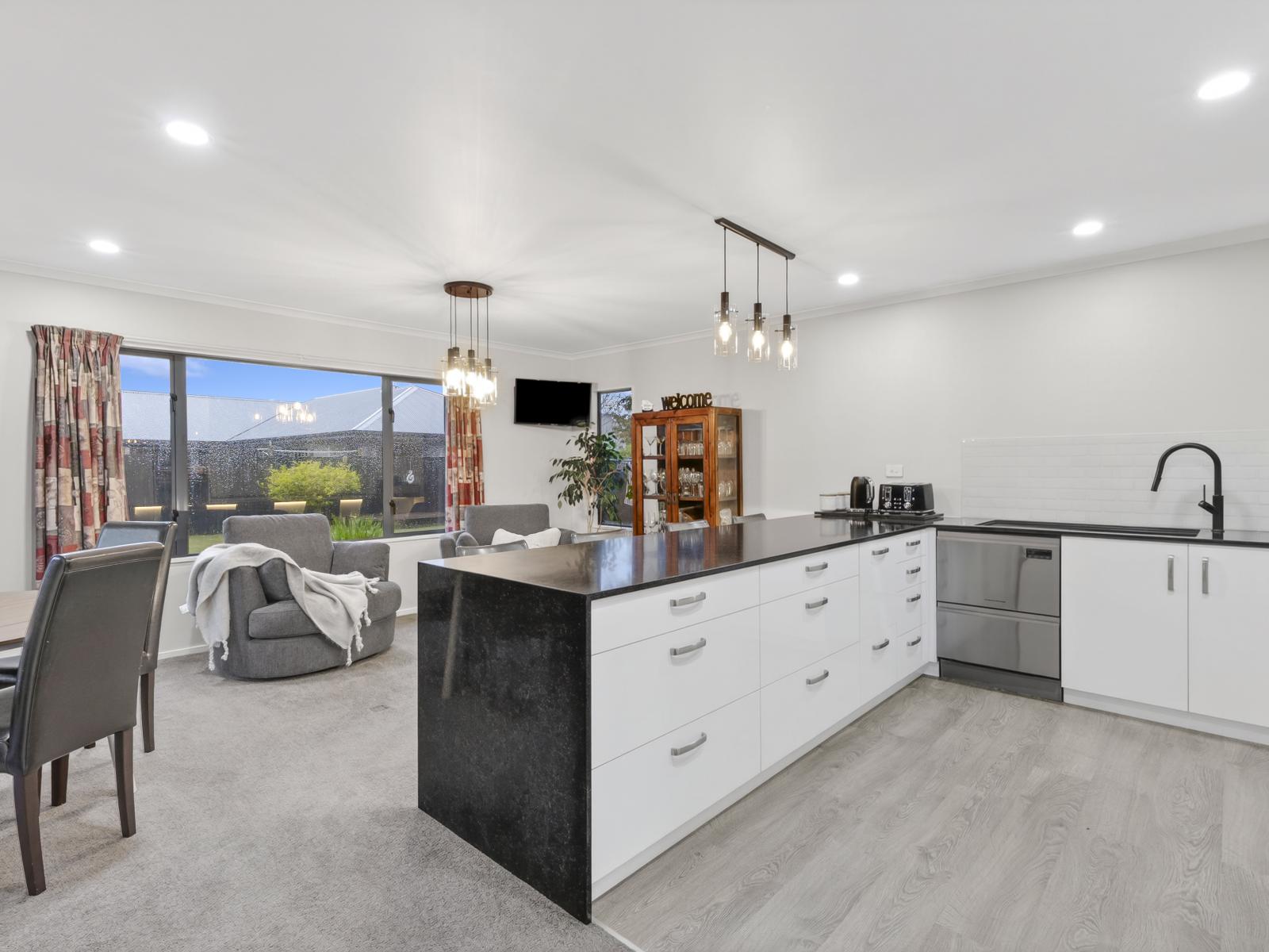 26 Oaklands Drive, Cambridge