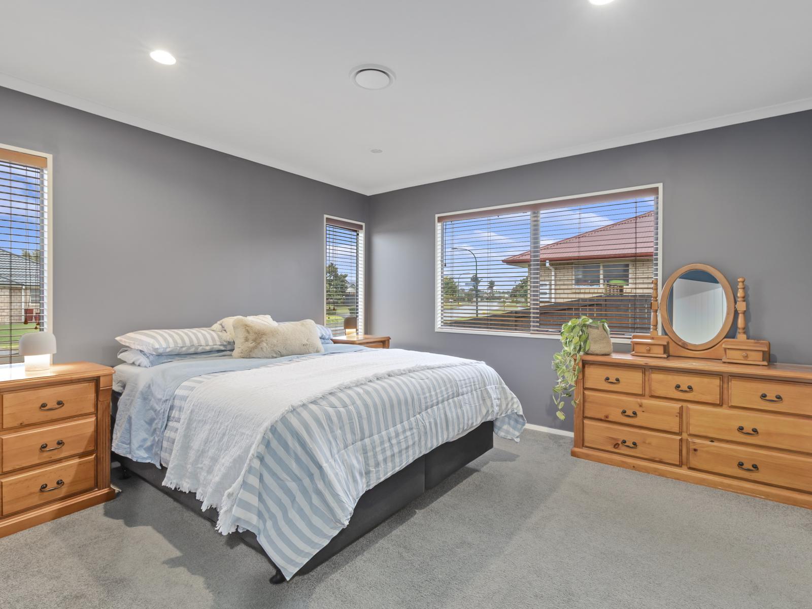 26 Oaklands Drive, Cambridge