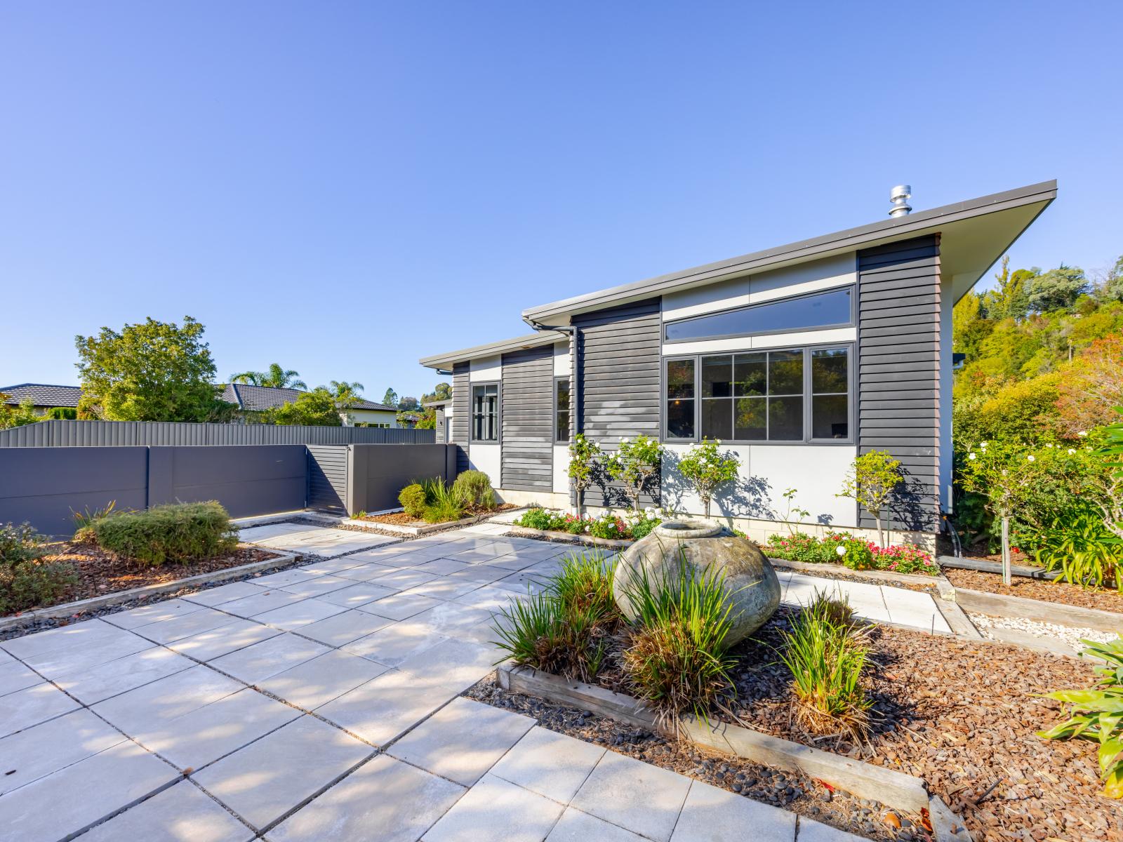 80 Kent Terrace, Taradale